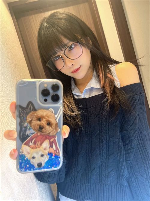 misaco 自撮り ド貧乳 均整ボディ 透き通る肌 コスプレファン向け エロ