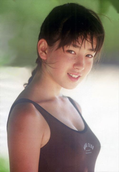 宮沢りえサンタフェ乳首ヌードグラビアエロ露出おっぱい画像