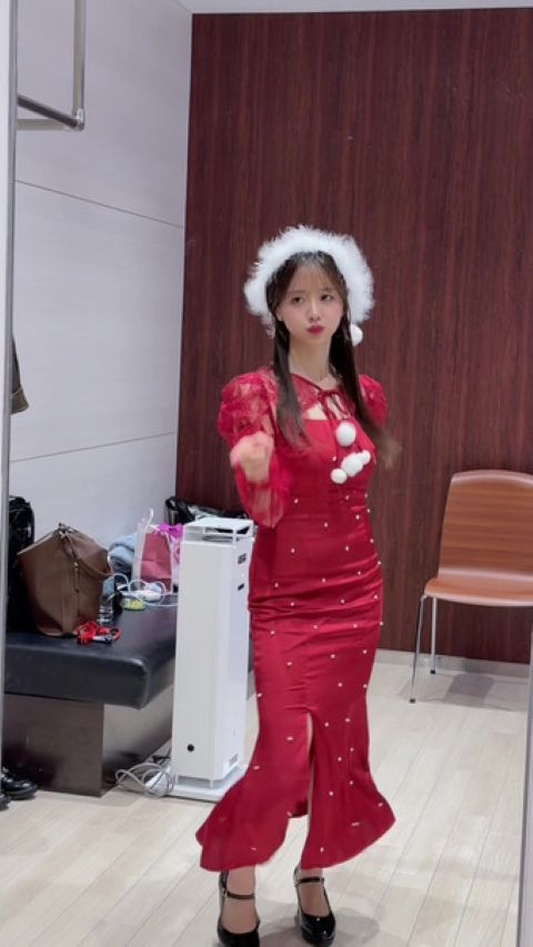 森香澄、ピタピタ衣装で身体のラインくっきり！！土手までもっこりの大サービスｗｗ（エロ動画）