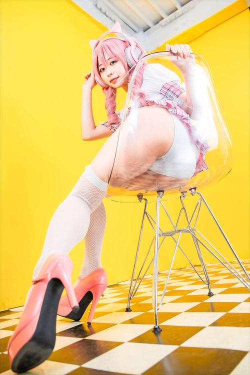 成瀬いな 旧蒼猫いな コスプレ巨乳 谷間炸裂