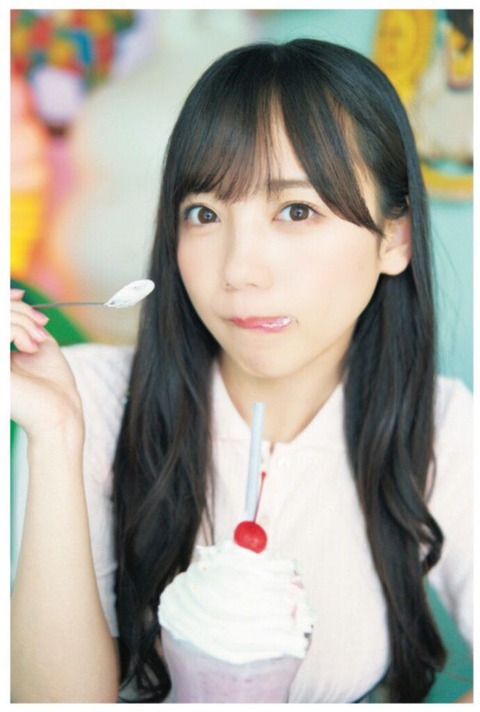 齊藤京子が巨乳を披露！！ドスケべランジェリー姿をスケベな目でしか見れないｗｗｗ（エロ動画）