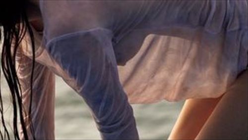 白間美瑠 最新写真集 MERCI 濡れ透け 白シャツ 乳首浮き 衝撃画像