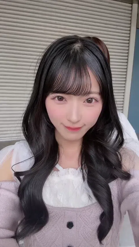 佐藤綺星 1st写真集 初ビキニ 水着 シンガポール ビンタン島 先行カット 美ウエスト ランジェリー AKB48 センター あいり 21歳