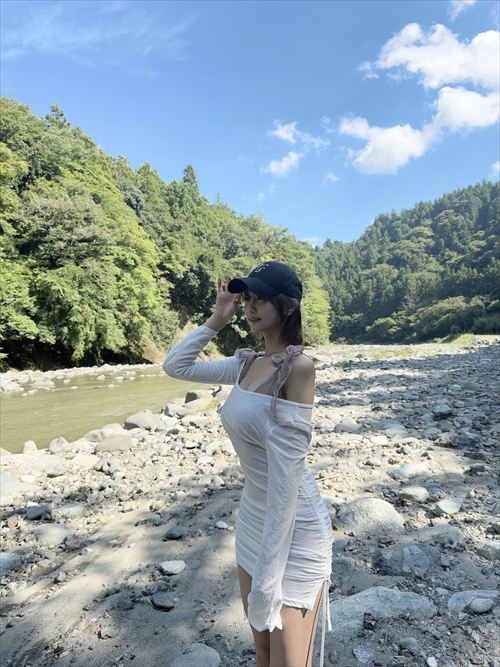 ABEMA瀧山あかねアナおっぱいグラビアエロ画像