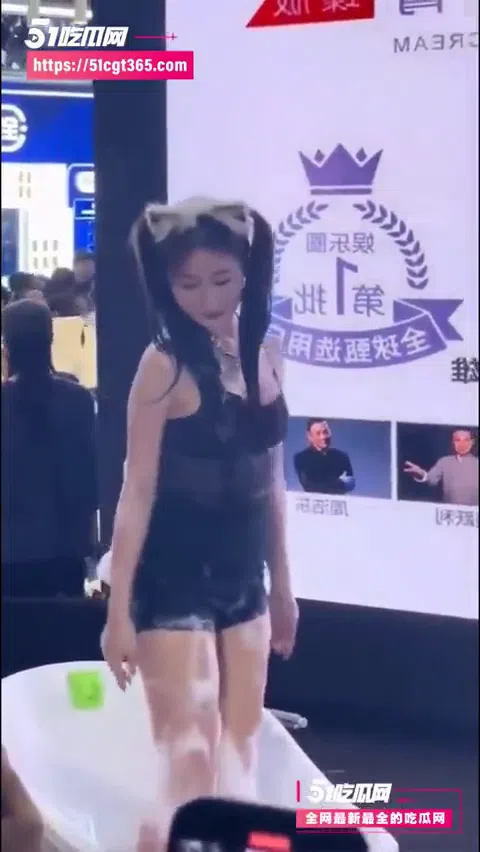 地下アイドル チンポ握り 売れるためサービス