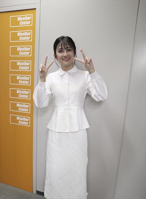 與猶茉穂 ブラ透けエロ画像 巨乳強調 2025/11/15 ニュースキャプ