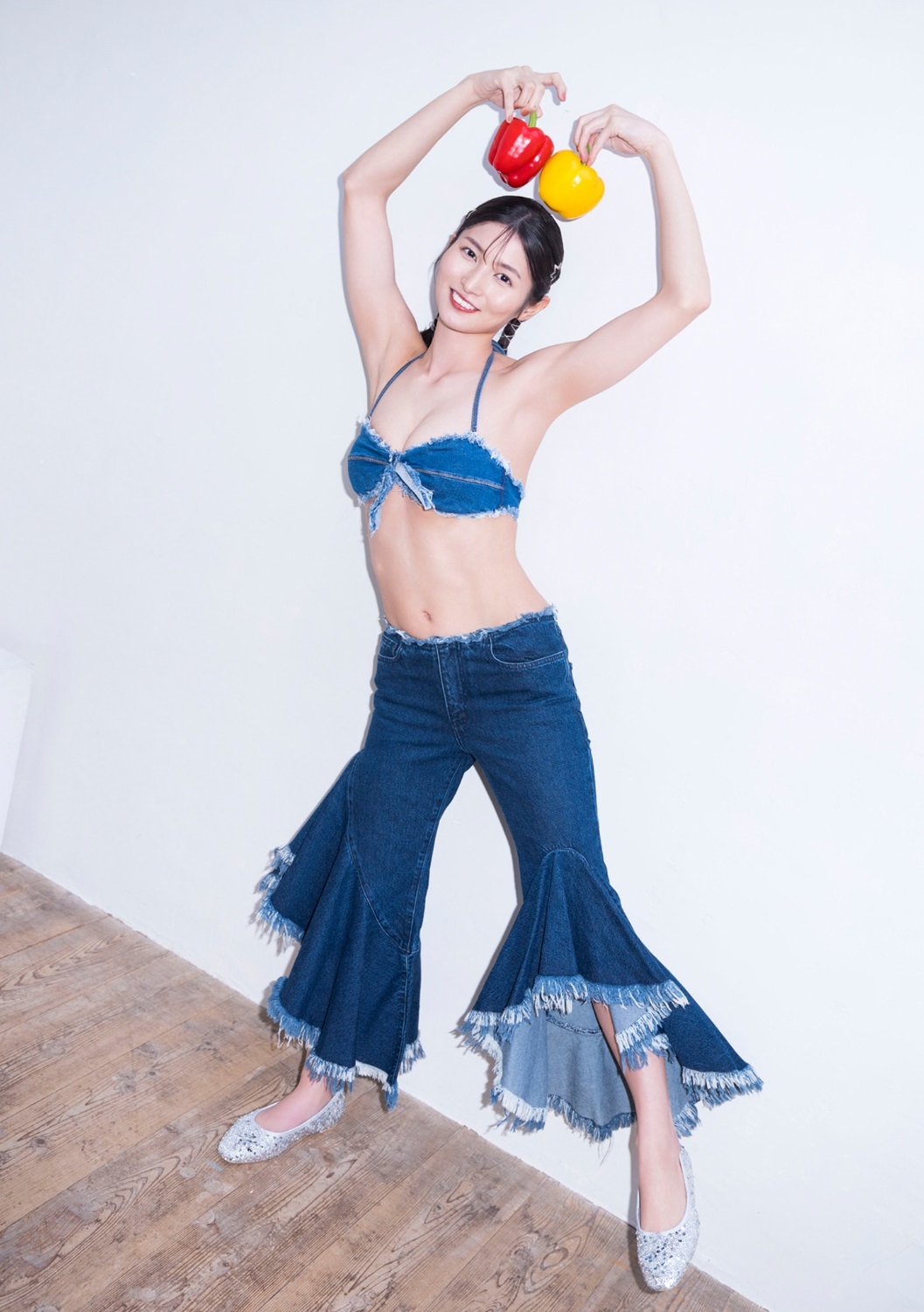 大島璃乃グラビアおっぱいエロ画像