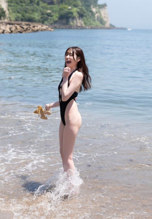 新ありな乳首ヌードおっぱいエロ画像