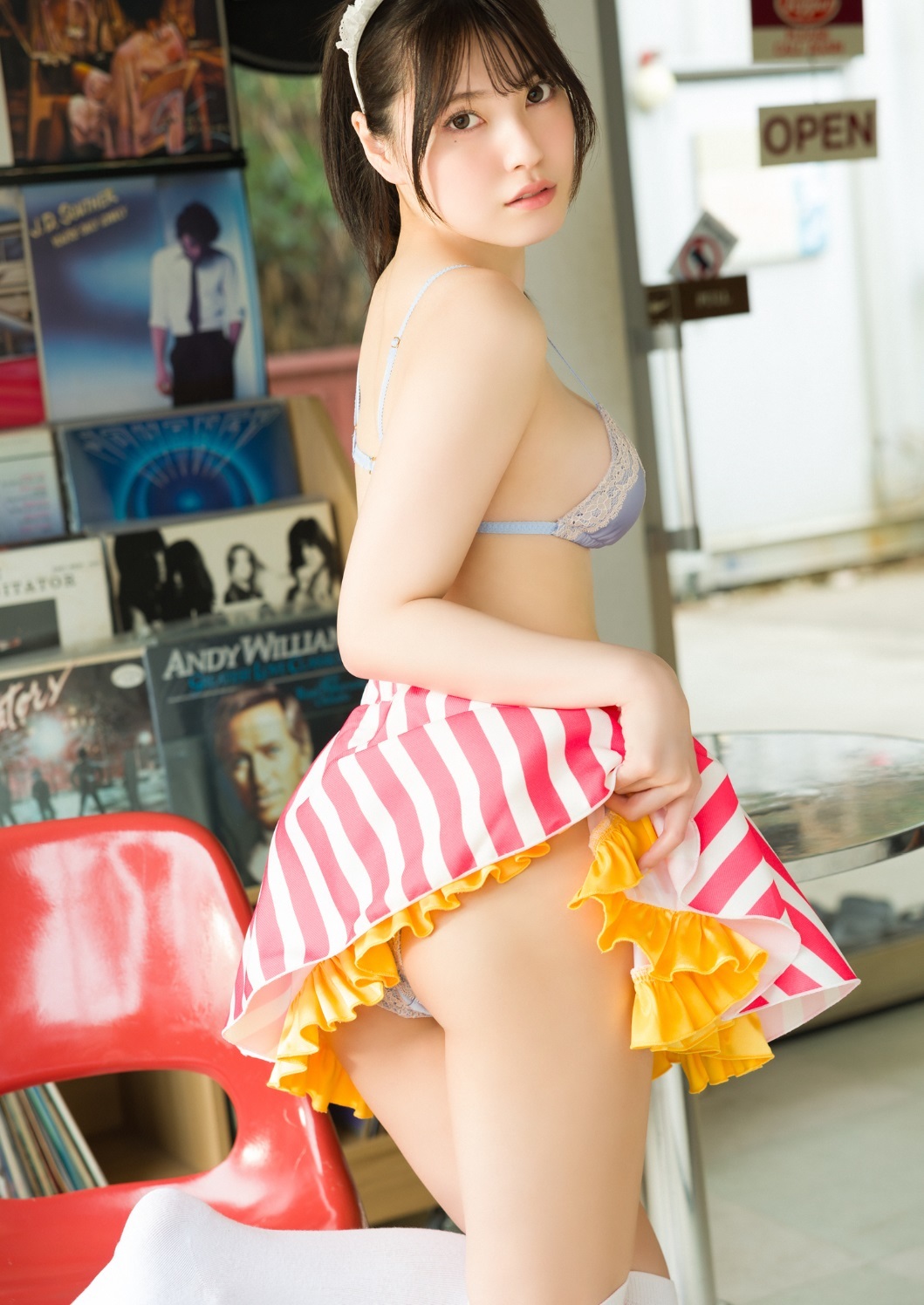 主人公金丸紗希グラビアおっぱいエロ画像