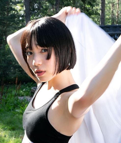 アユニDおっぱいエロ画像