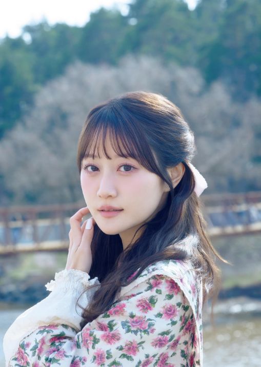 小倉唯エロ画像