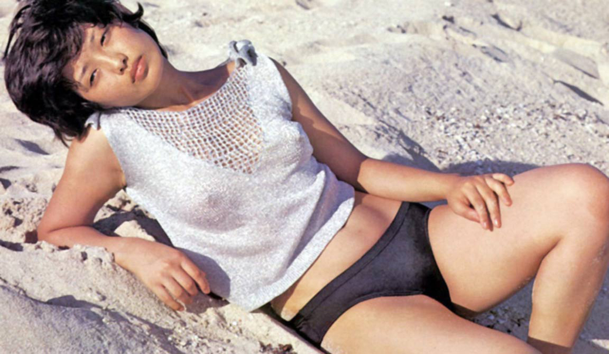 山口百恵乳首ヌードエロ画像