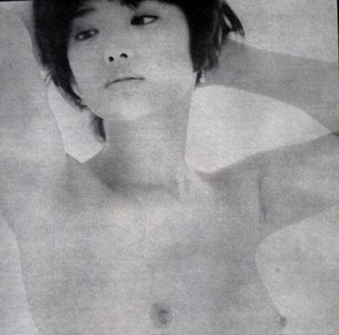 山口百恵乳首ヌードエロ画像