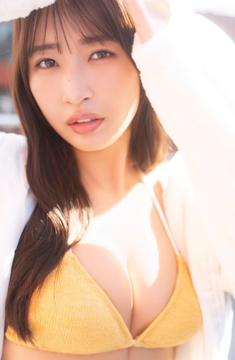 松本日向おっぱいエロ画像