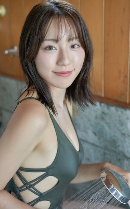 井手美希グラビアおっぱいエロ画像