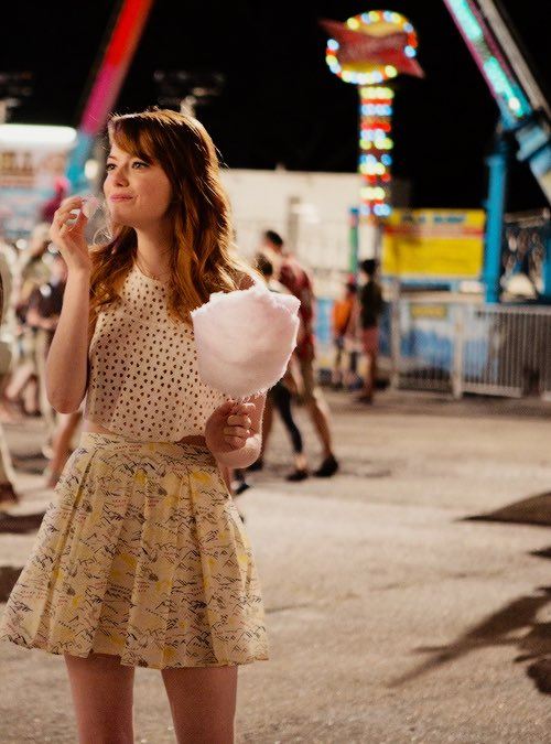 エマ・ストーン、乳首ヌード濡れ場おっぱいエロ画像