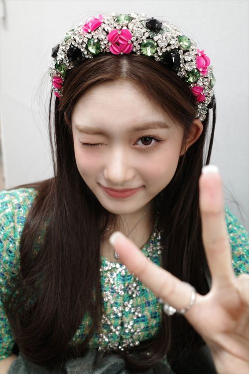 IVE イソ マ○コラインくっきり 白肌