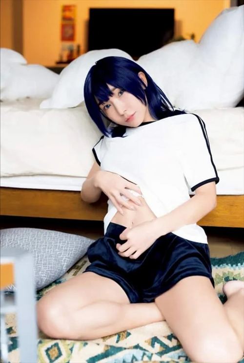 加護亜依 体操服 横乳チラ見え ブルマ食い込み