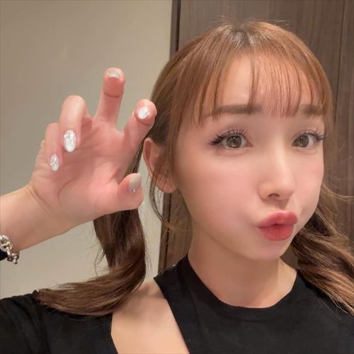 加護亜依 平成敗残兵 脇ガッツリ開きエロ