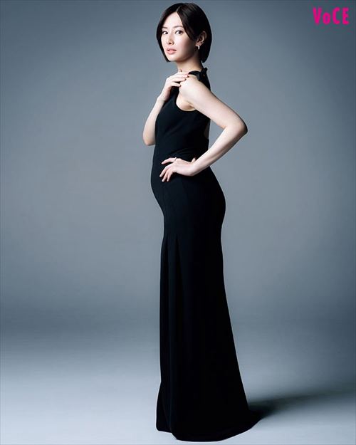 北川景子 むっちりヒップ 水着グラビア