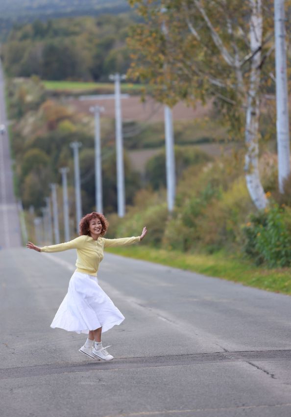 児島美ゆきヌード乳首エロ写真集73歳、ずっとずっと女ざかり 〜再会〜〜旅立ち〜