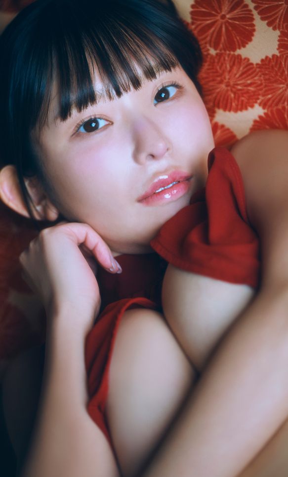 長澤茉里奈ヌードエロ乳首デジタル限定写真集「30歳まりちゅう、ついに事件発生！？」
