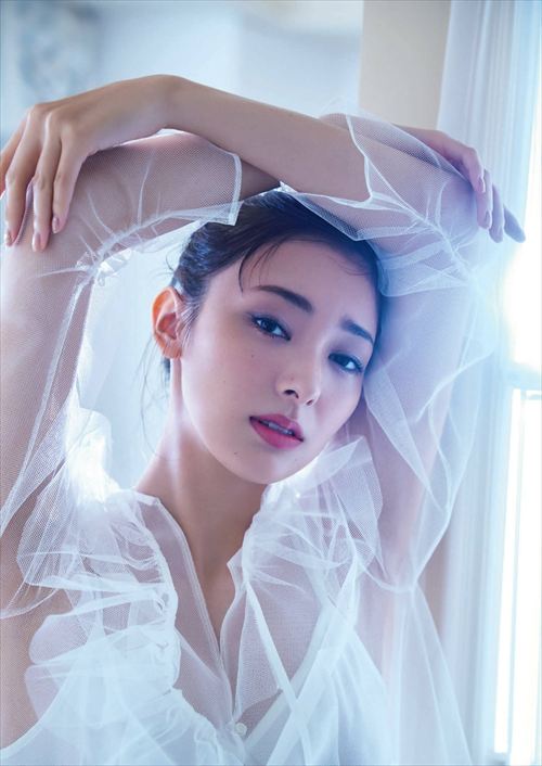 宮本茉由ヌードエロおっぱい1st写真集『ほんとはね、』