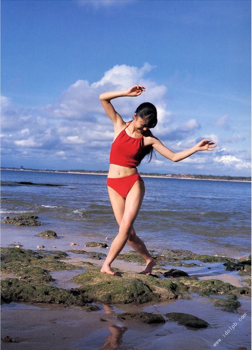 宮﨑あおいヌード濡れ場おっぱいエロ水着お胸グラビア