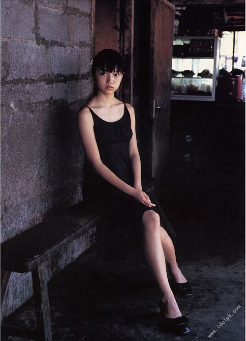 宮﨑あおいヌード濡れ場おっぱいエロ水着お胸グラビア