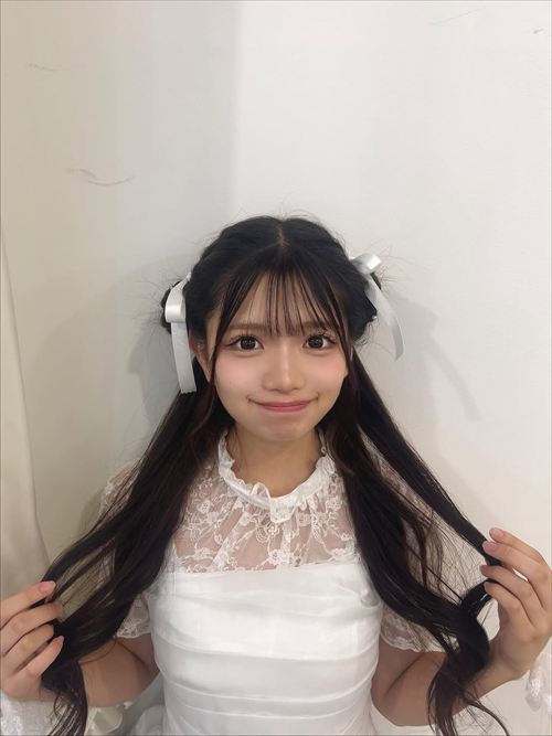 なんり 16歳JKの制服×飲酒疑惑が最高にエロい