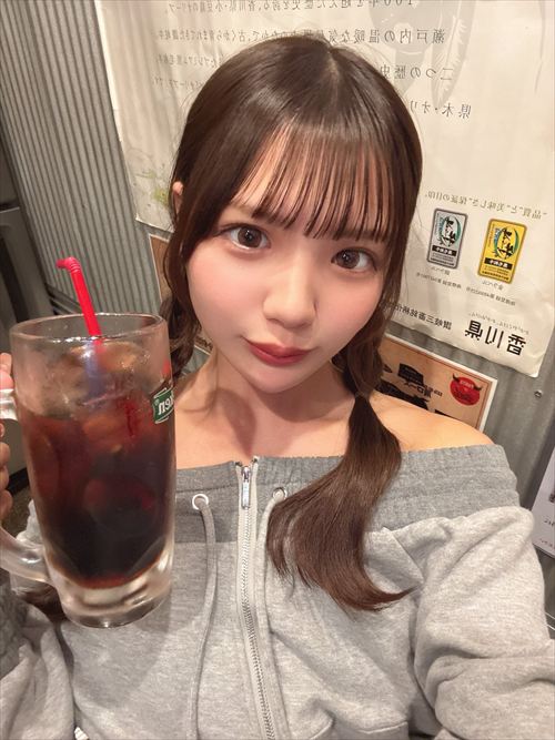 佐藤愛瑠ヌード乳首エロ写真集『める、はじめる？』おっぱい水着AV女優