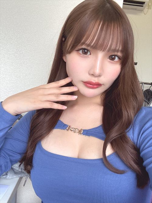 佐藤愛瑠ヌード乳首エロ写真集『める、はじめる？』おっぱい水着AV女優