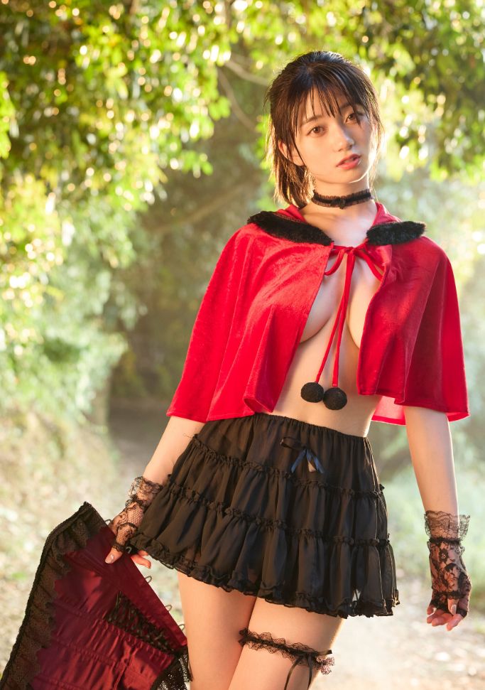 瀬戸環奈エロ写真集ヌード乳首Vintage Character