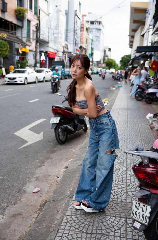 白間美瑠エロ乳首ヌード写真集 MERCI Another Edition ［side A］