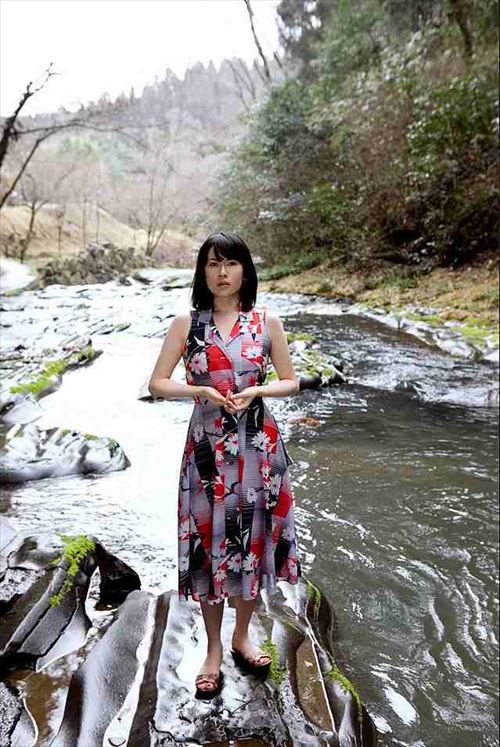 鈴木砂羽乳首ヌード濡れ場おっぱいエログラビア