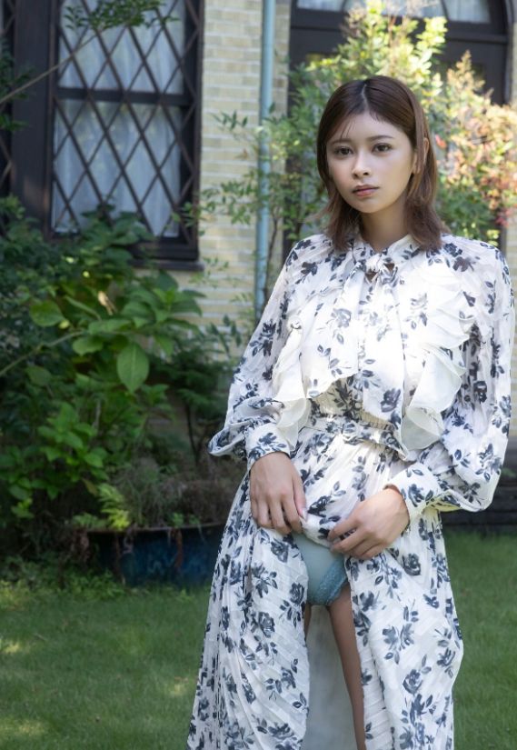 山田あい写真集おっぱいエロハーフIカップ乳「ゴージャスなカラダ」SPA！グラビアン魂デジタル写真集