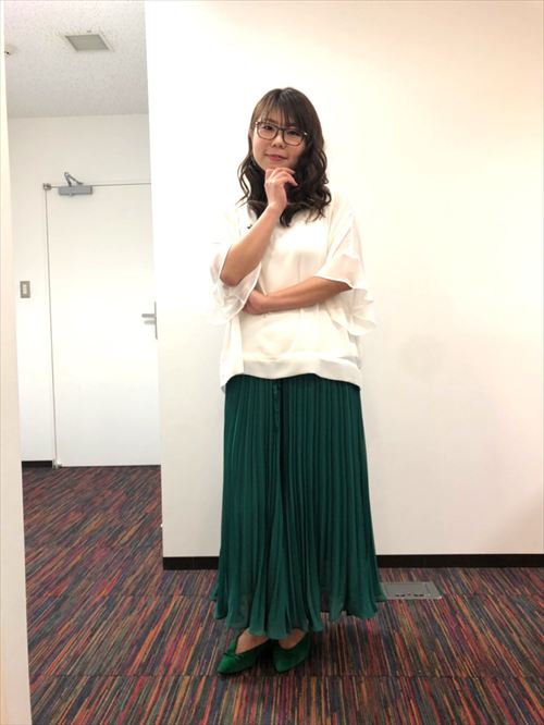 山崎ケイ巨乳おっぱいエロバスト画像相席スタート