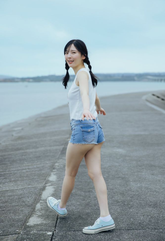 由良ゆらヌード乳首エロ1st写真集ゆらドキッ!