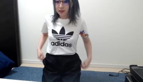 kson 乳首おっぱいエロ