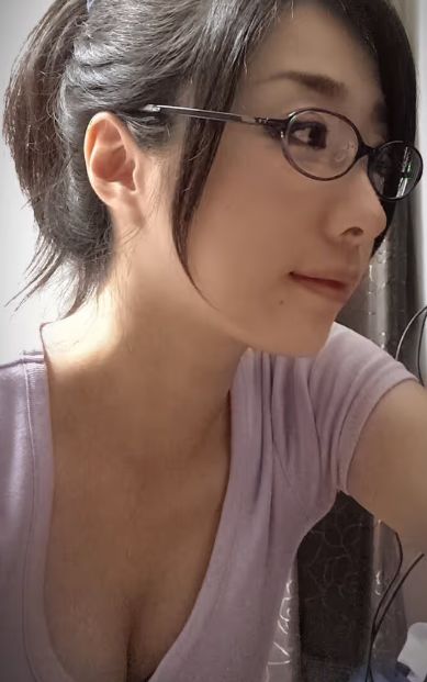 ksonおっぱい胸エロ