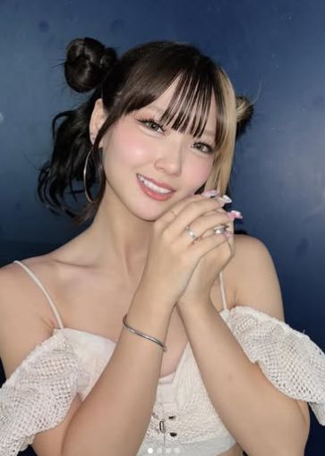 フォーエイト48あみかおっぱいエロ画像