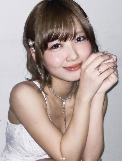 フォーエイト48あみかおっぱいエロ画像