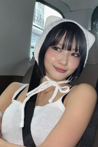 フォーエイト48あみかおっぱいエロ画像