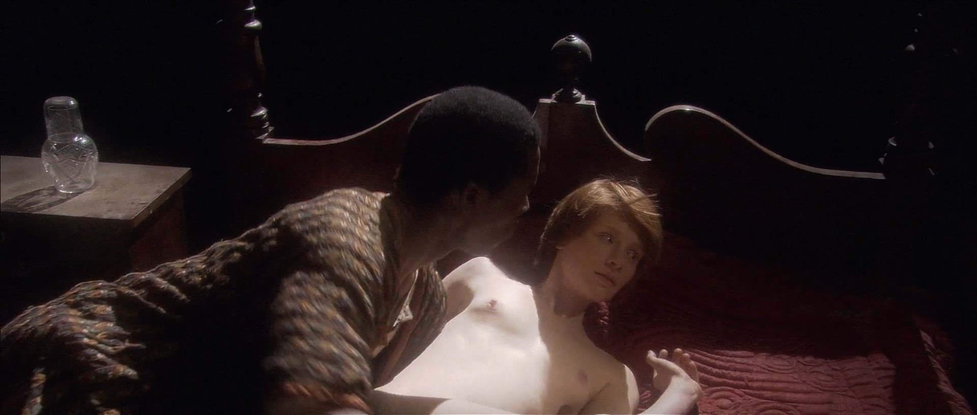 ブライス ダラス ハワード乳首ヌード濡れ場エロ画像