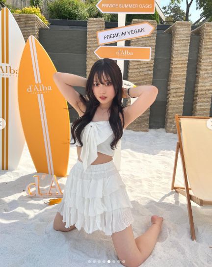 じゅんゆなおっぱいエロ画像