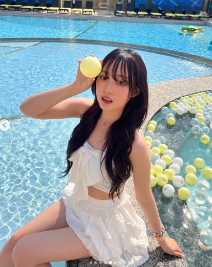 じゅんゆなおっぱいエロ画像