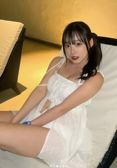 じゅんゆなおっぱいエロ画像