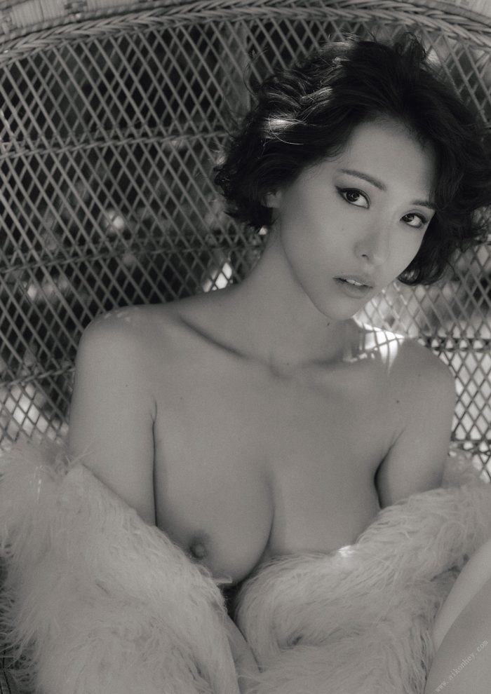 奈月セナ、おっぱいエロ画像