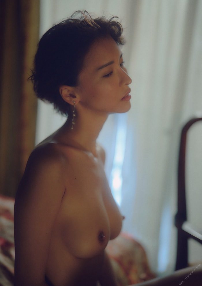 奈月セナ、おっぱいエロ画像