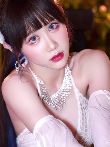 ゆりにゃ水着おっぱいエロ画像